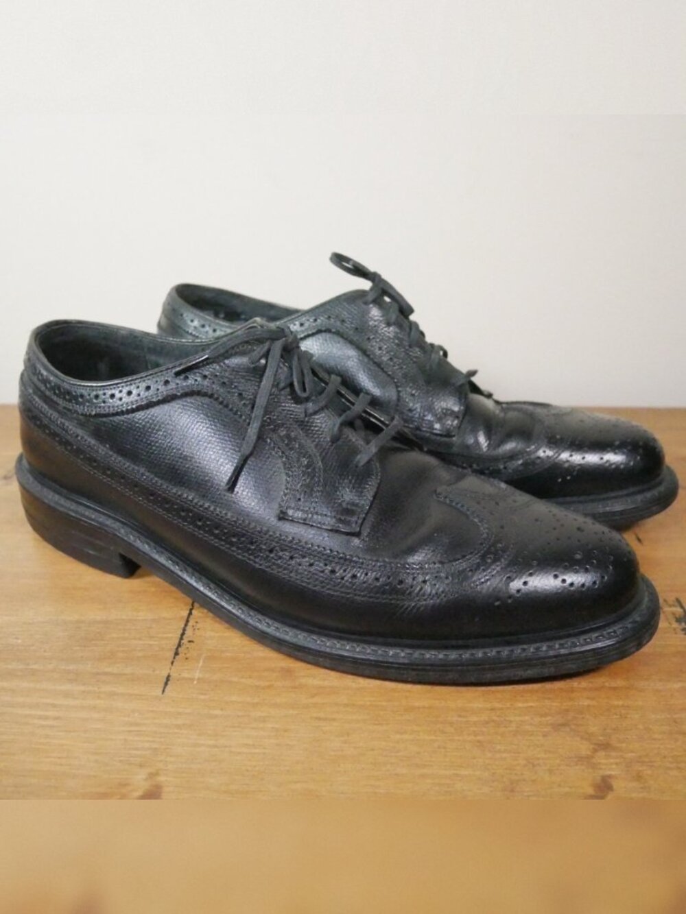 Florsheim Wingtip Oxfords Shoes Sz 12 Black Leather Almond Toe Preppy *No Insole